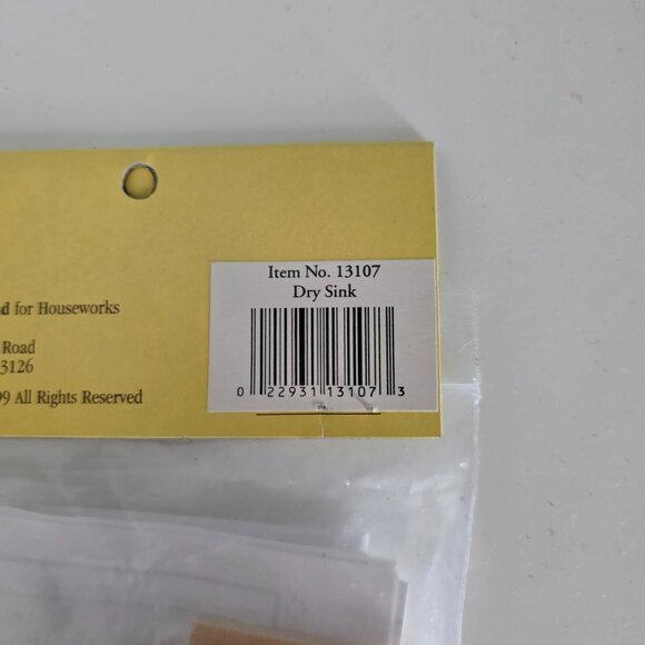 NWT Houseworks Shenandoah Designs Shaker Dry Sink Doll House Miniature Kit - Picture 3 of 5